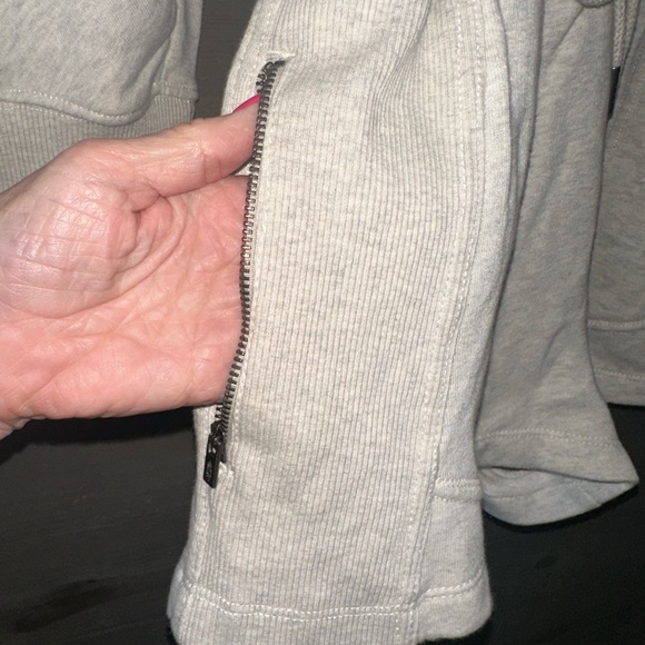 NWT FP MOVEMENT BY FREE PEOPLE Gray V-Neck Long Sleeve Romper - Picture 10 of 10